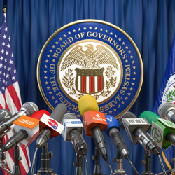 Will the Fed’s delicate balance be broken? The tug of war between interest rate adjustment and new government policy !